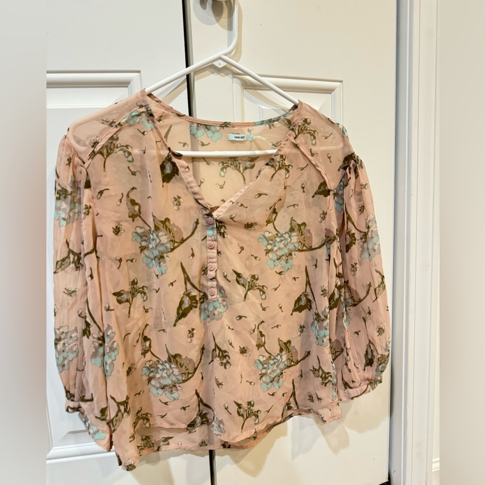 Urban Outfitters Kimchi Blue Multicolored Floral Nude Blouse - Small